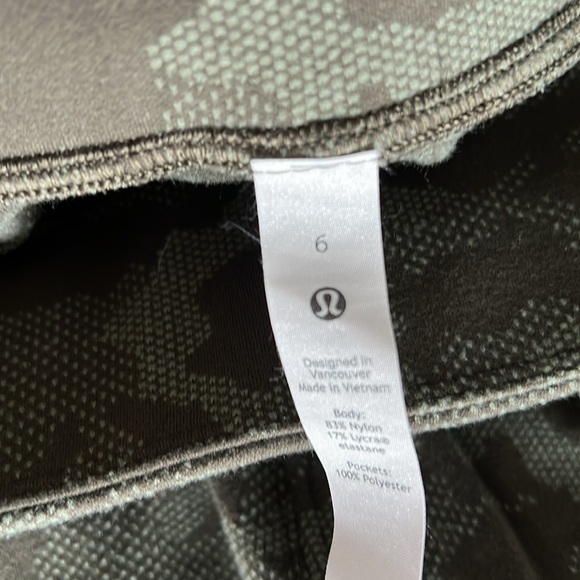 Lululemon Ready to Rulu Jogger - Picture 2 of 4